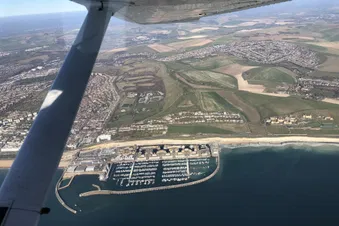 Explore landmarks in your neighbourhood from above!