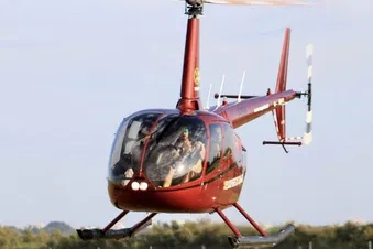 Découverte des Salins du midi et des Saintes-Maries en hélicoptère R66
