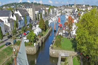 Excursion aérienne au choix de l'équipage*