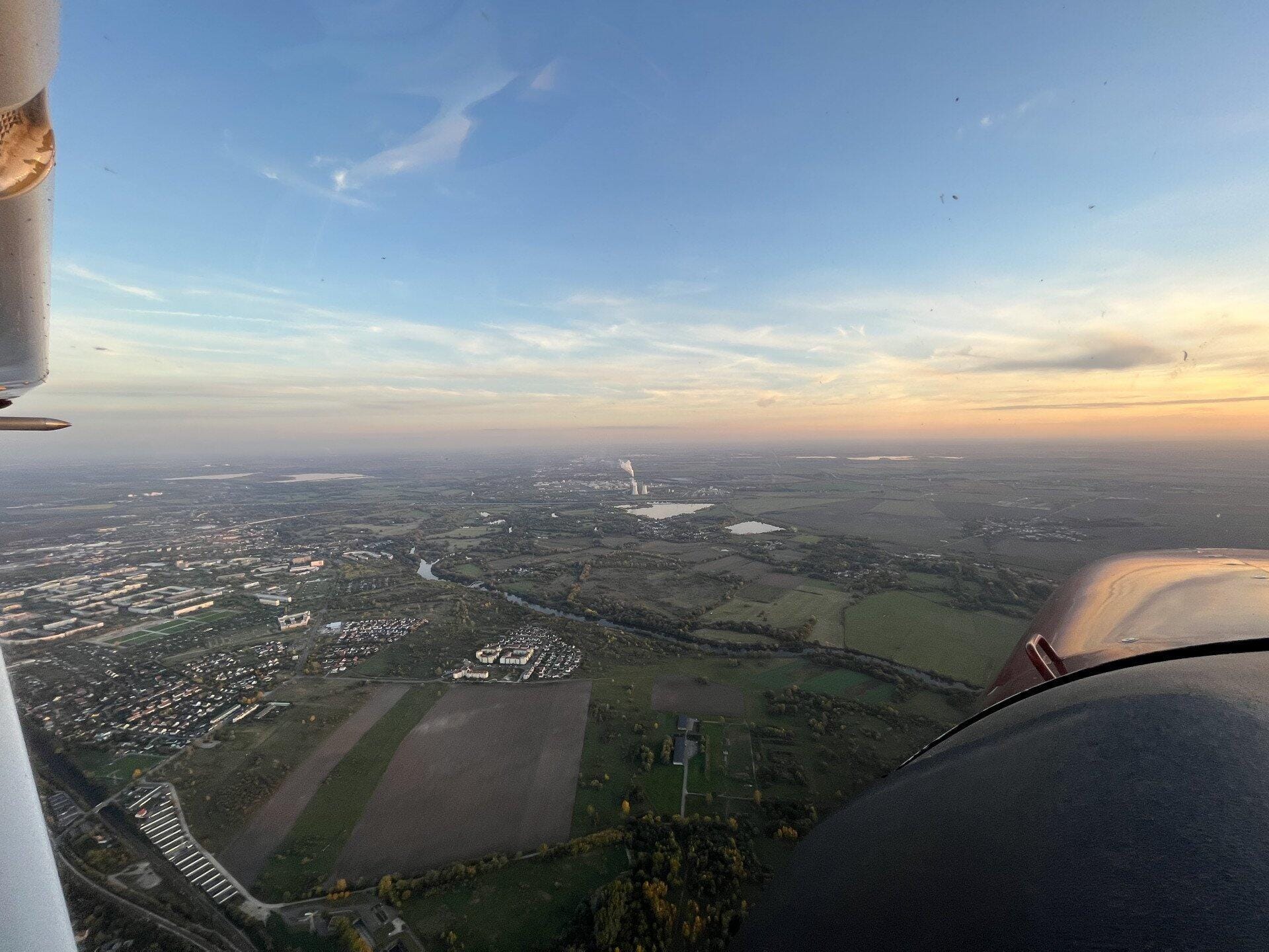 Sonnenuntergang Rundflug Halle Oppin C182 30 min