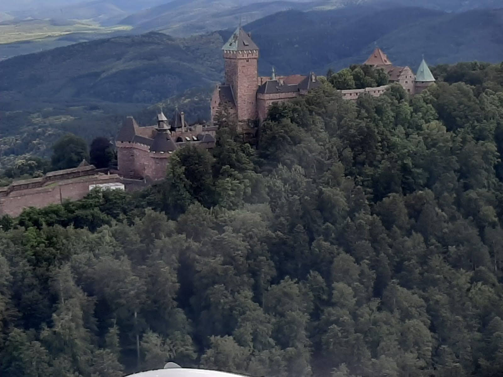 Les châteaux le long du vignoble Alsacien