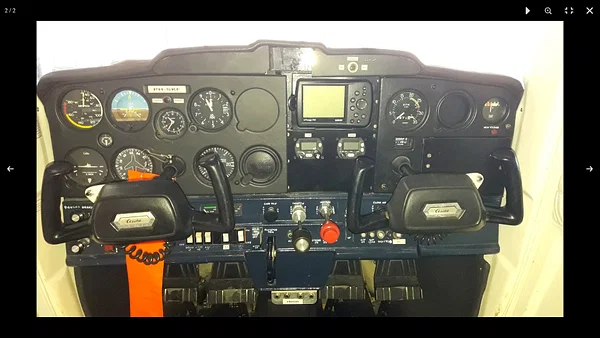 C150 PH-SKF cockpit