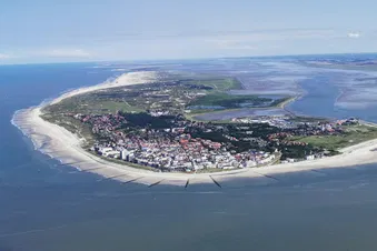 Rundflug entlang aller ostfries. Inseln ab Ney, Juist, Lang.