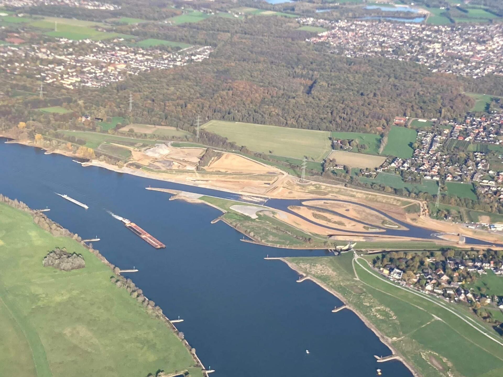 Entspannter Rundflug im Motorsegler – 60 Minuten pur