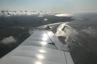 Le Mont St Michel en bout d'aile