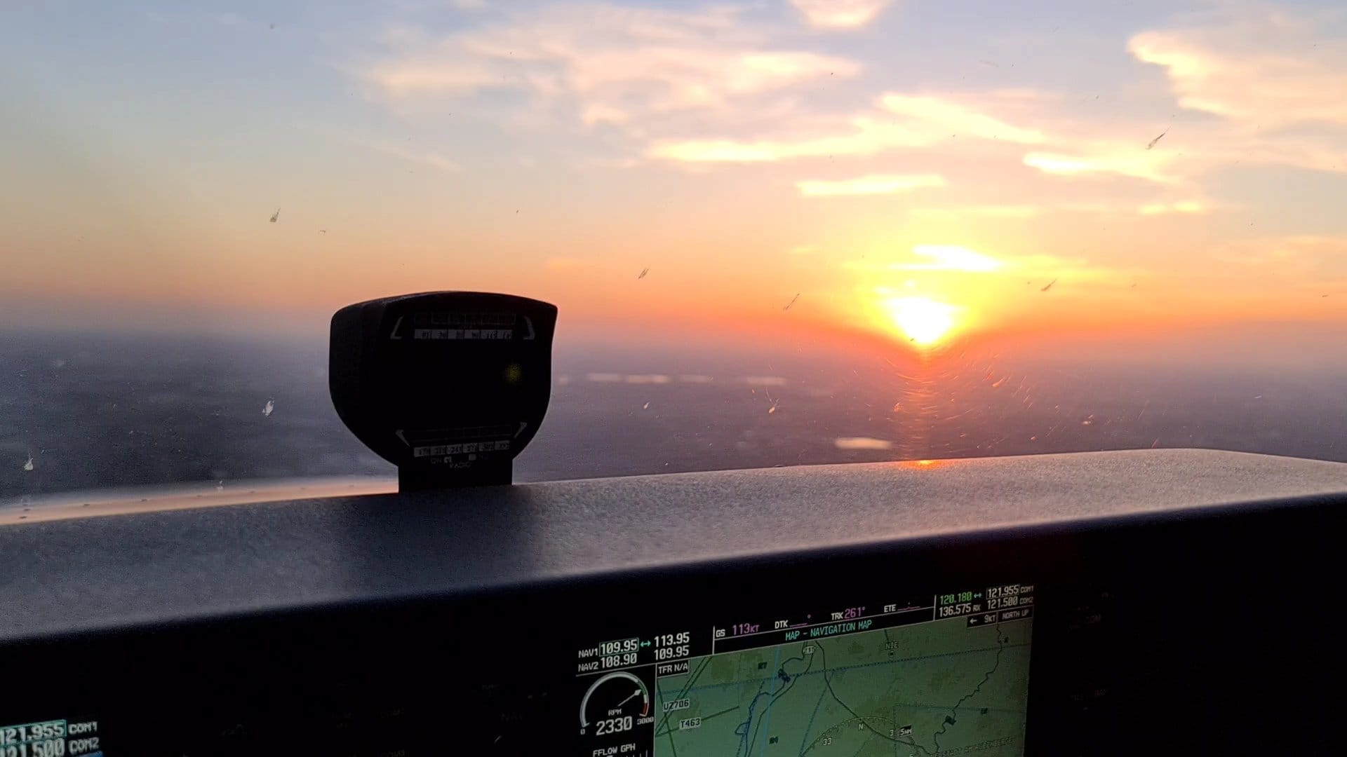 XXL Dämmerungs-/Sonnenuntergangsflug (3 P.)