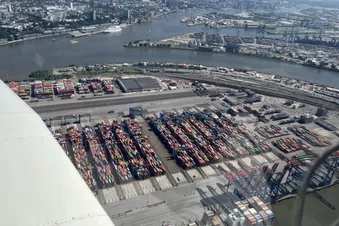 Hamburg Elbphilharmonie, Container-Terminal Elbe