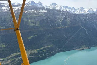 Between lakes & mountains