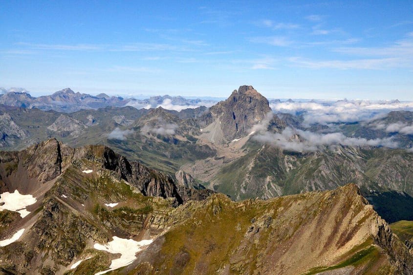 Pics du Midi d'Ossau et de Bigorre, Vignemale et ses lacs