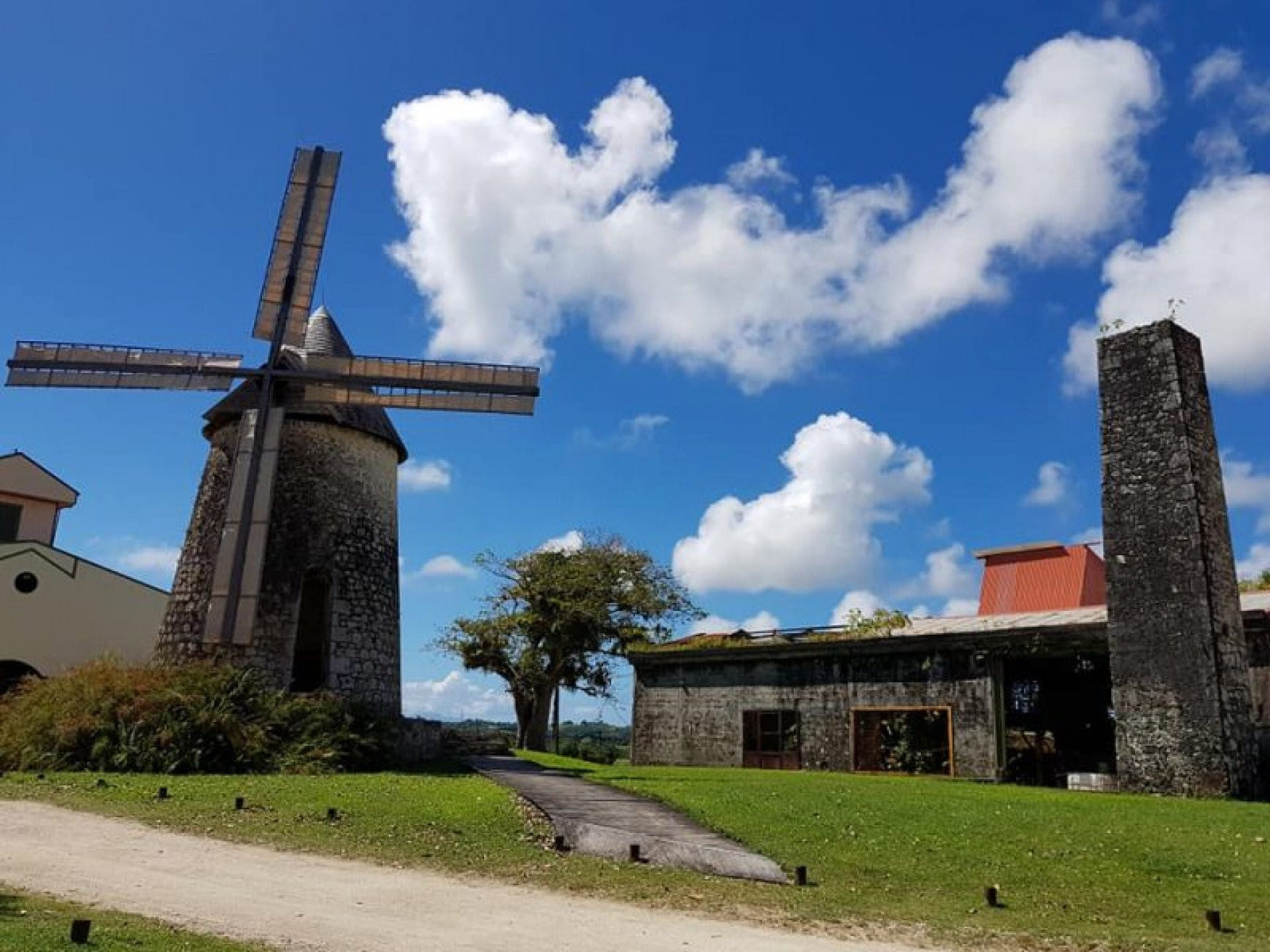 🌼🌹 Aller-Retour à Marie-Galante 🎉