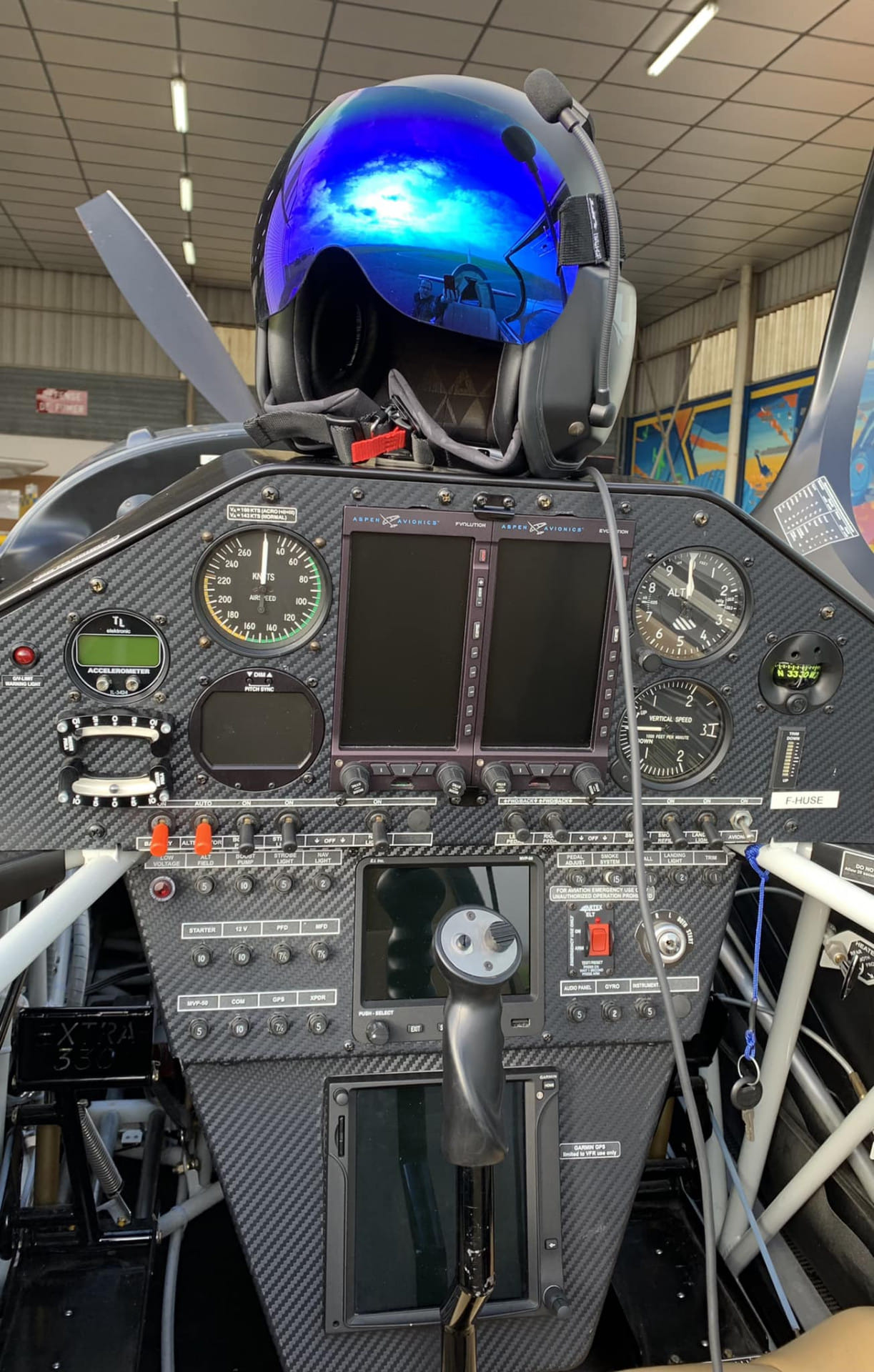 Extra Aircraft 330 LX