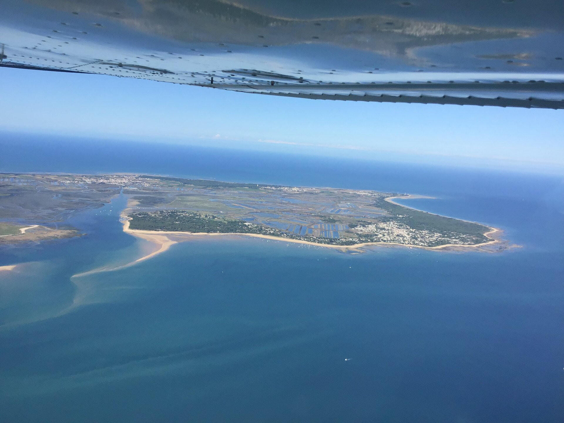 La Rochelle et les îles charentaises vues du ciel