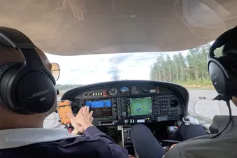 Flying-Sightseeing Southwest Finland (Hanko)