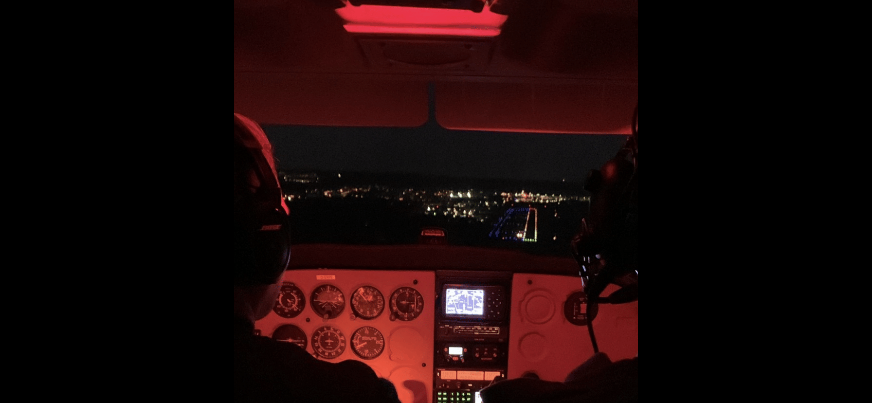 Anflug bei Nacht Frankfurt-Egelsbach