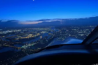 Individuelle Rundflüge über Hamburg und die Ostsee