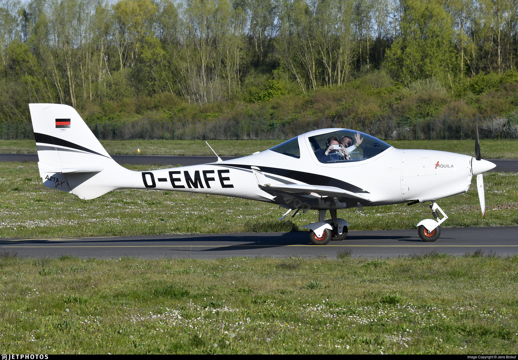 Aquila 211 GX
