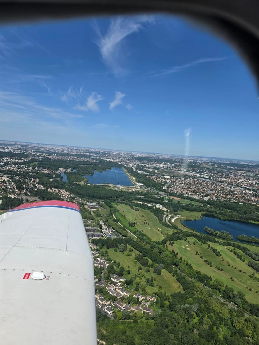 Entre ciel et château, vol de balade féérique