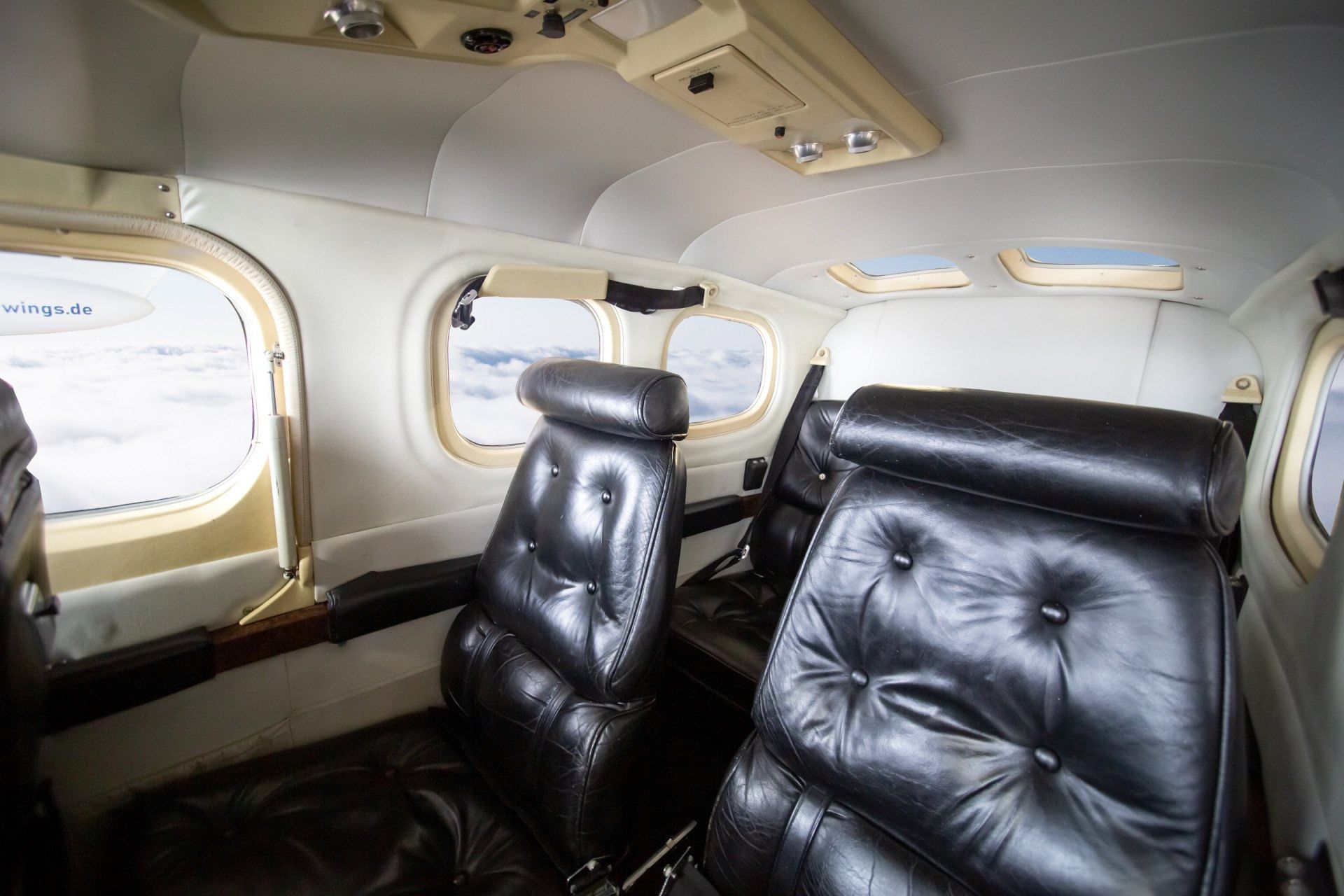 Cessna 210 N Turbo Centurion