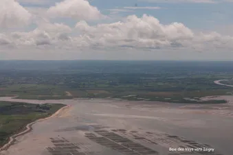 Survol des plages du Débarquement UTAH, OMAHA, GOLD et JUNO