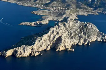 Survol de la Provence et sa côte méditerranéenne en hélico !