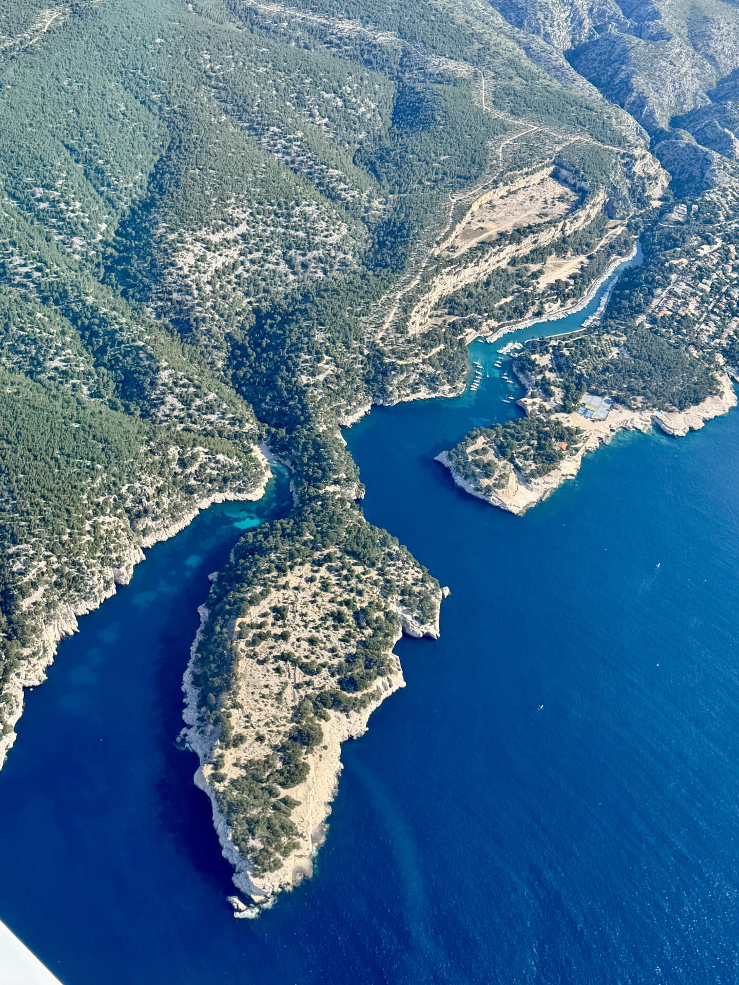 Les calanques de Port Miou et de Port Pin
