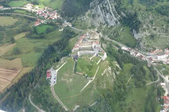Le Doubs et les citadelles
