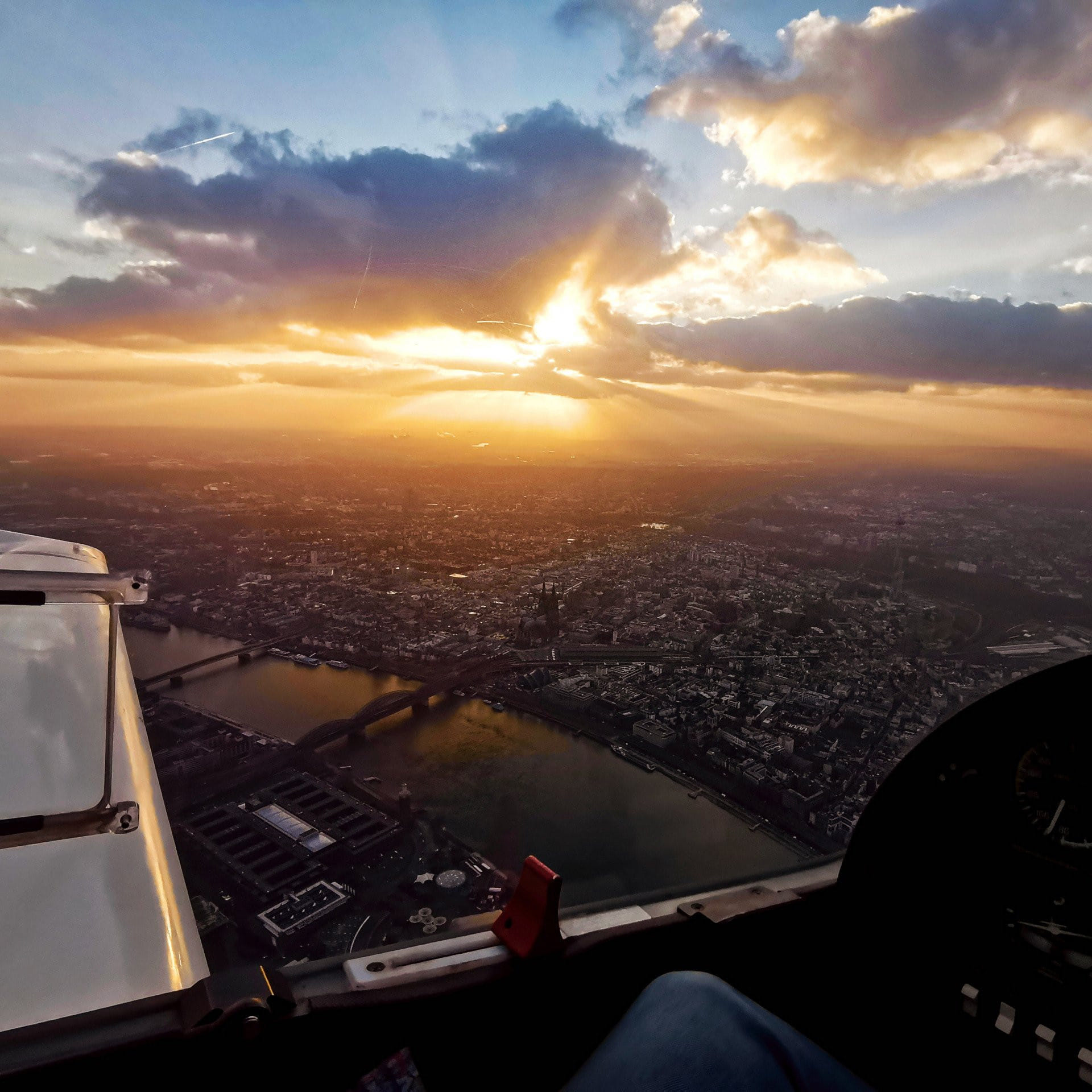 Von Aachen über Eifel und Köln (3P.)