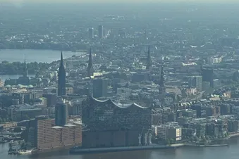 Planespotting: Hamburg Airport & Airbus Finkenwerder