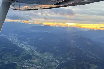 1 Stunde fliegen - freie Wahl - bis 3 Personen bis 300 kg