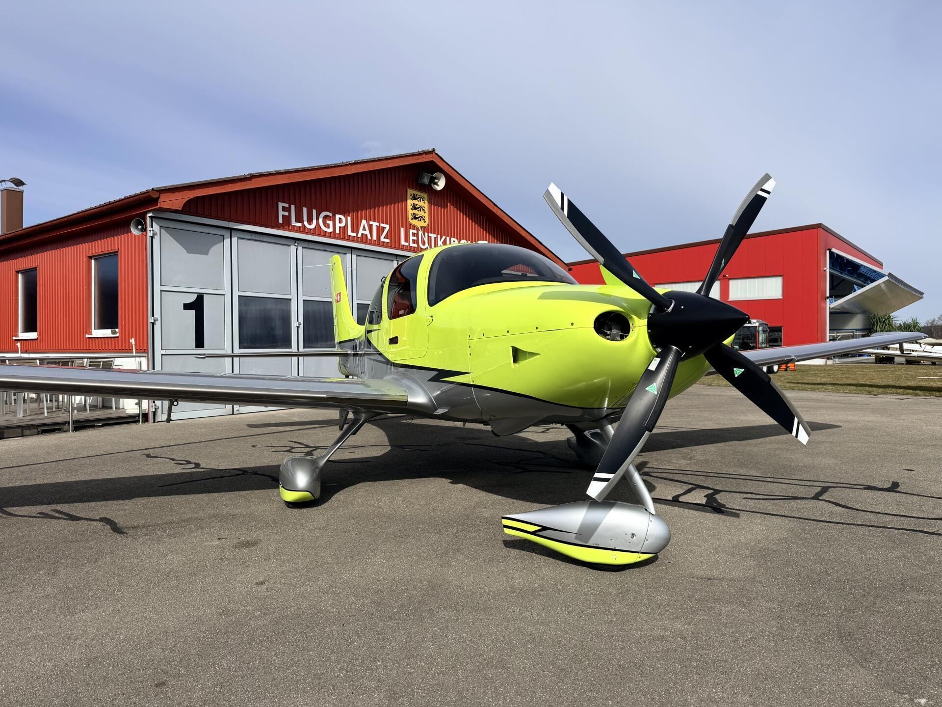 Cirrus SR22TN