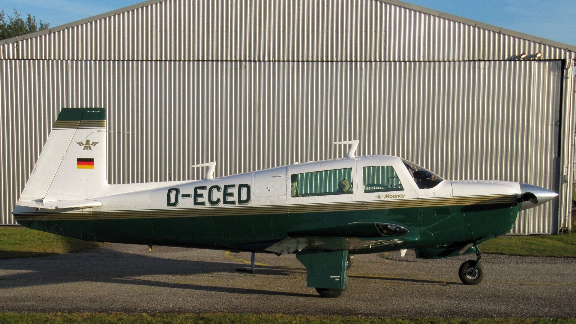 Mooney M20F