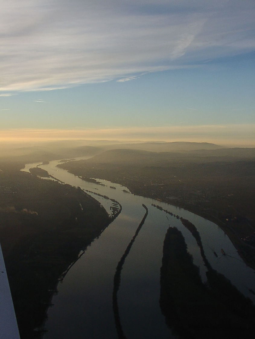 RheinMain-Gebiet oder den Rhein hoch bis Koblenz