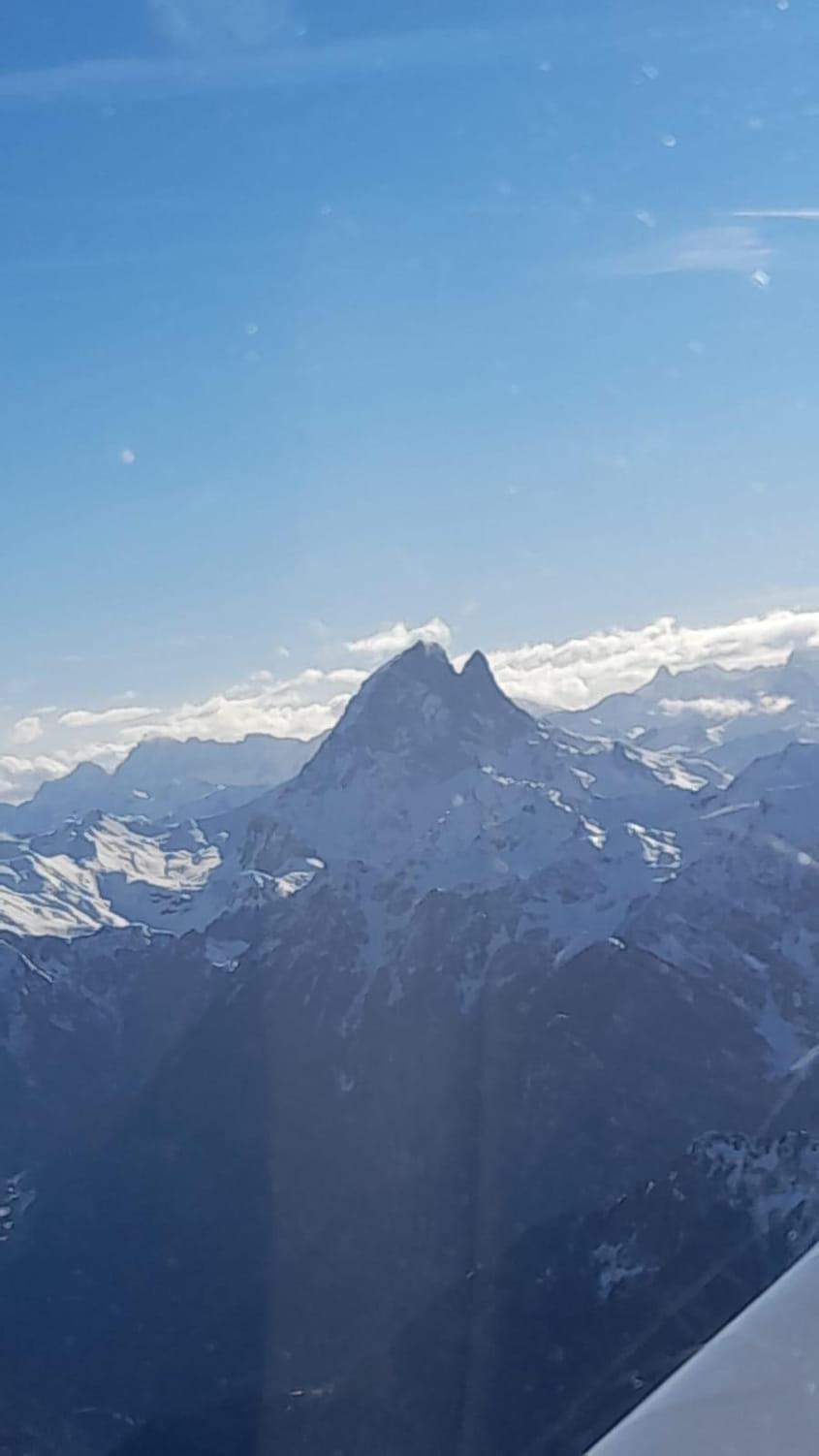 Balade aérienne au dessus des Pyrénées🛫🏔🏞🛬
