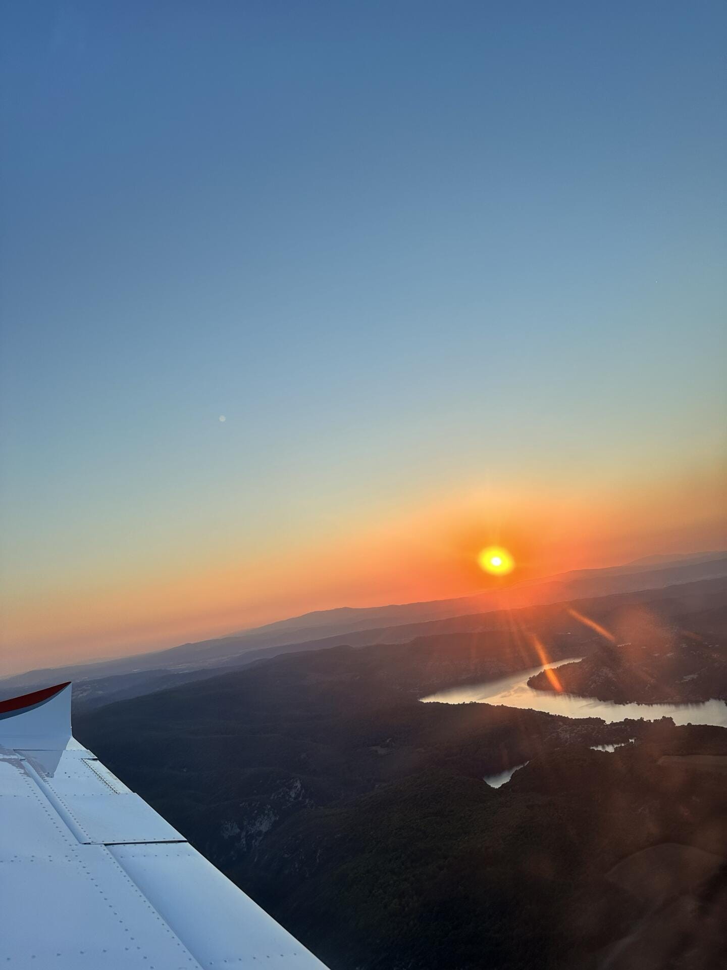 Coucher de soleil en vol