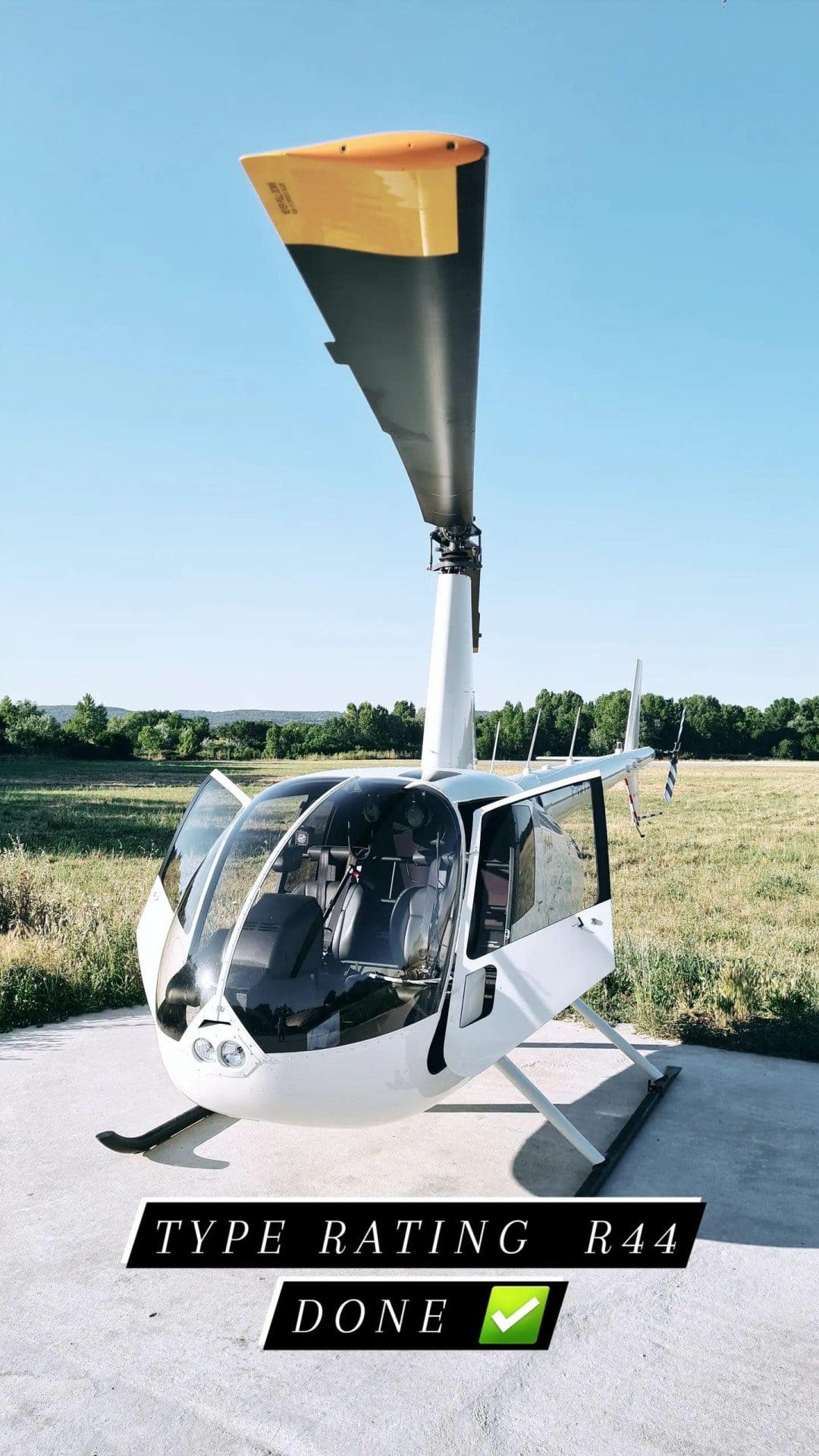 Robinson R44 CADET