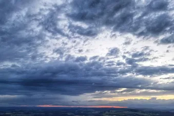 Sonnenuntergang über der Oberpfalz – Ein Flug zum Staunen