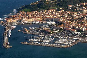 Saint Tropez , les iles d'Or, la rade de Toulon, Le Castelet