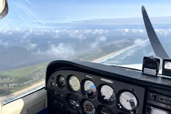 Dein Flug von Emden nach Juist – entspannt, unvergesslich!