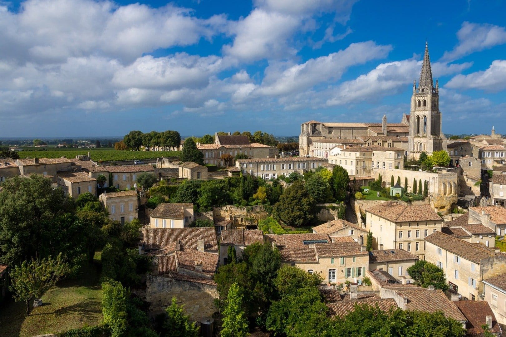 St Emilion et ses grands châteaux vus du ciel, Cessna 172