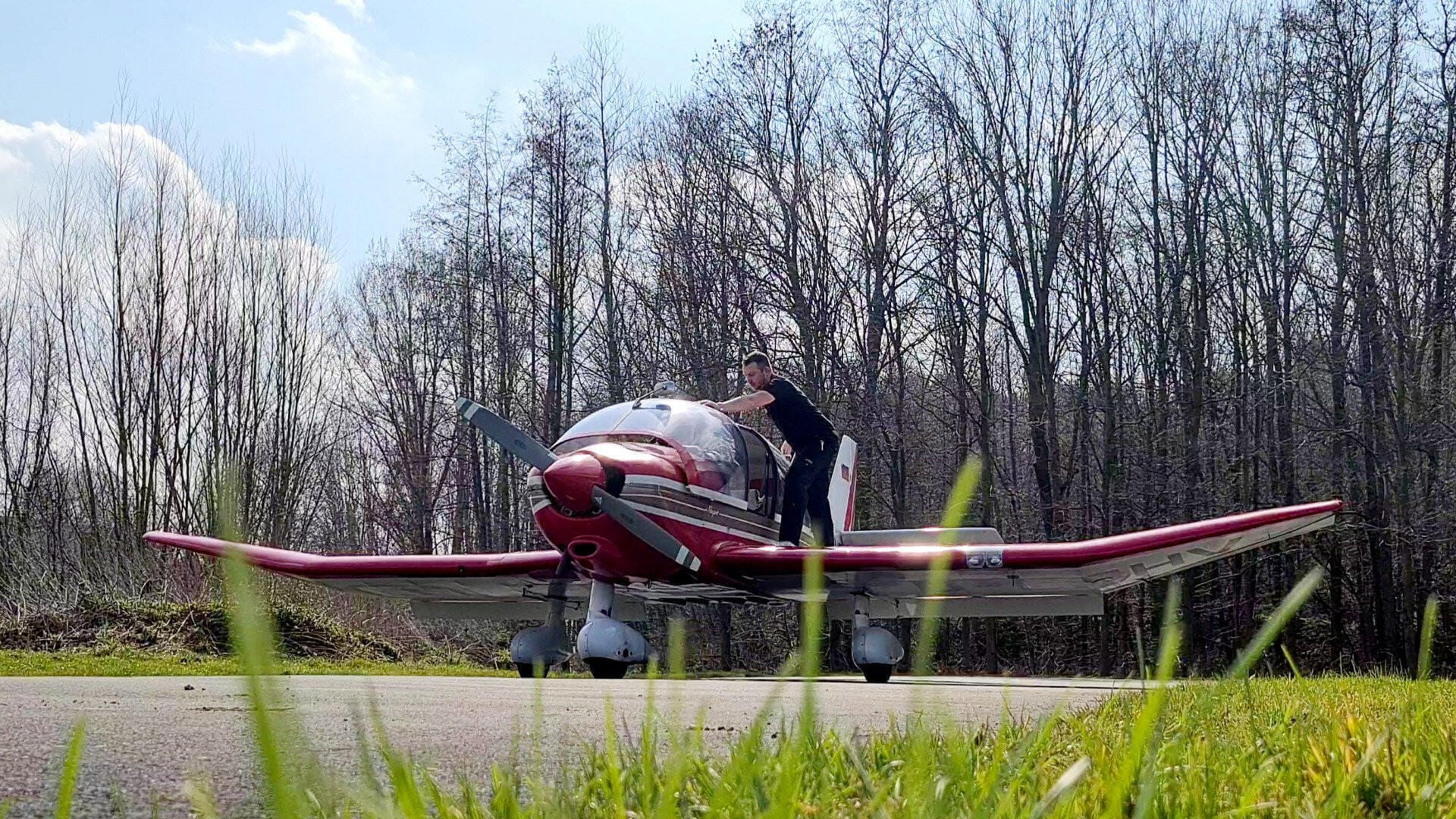Robin DR400-180 Remorqueur