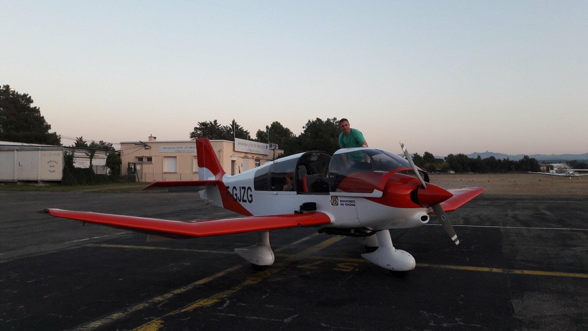 Robin DR400 - 120HP