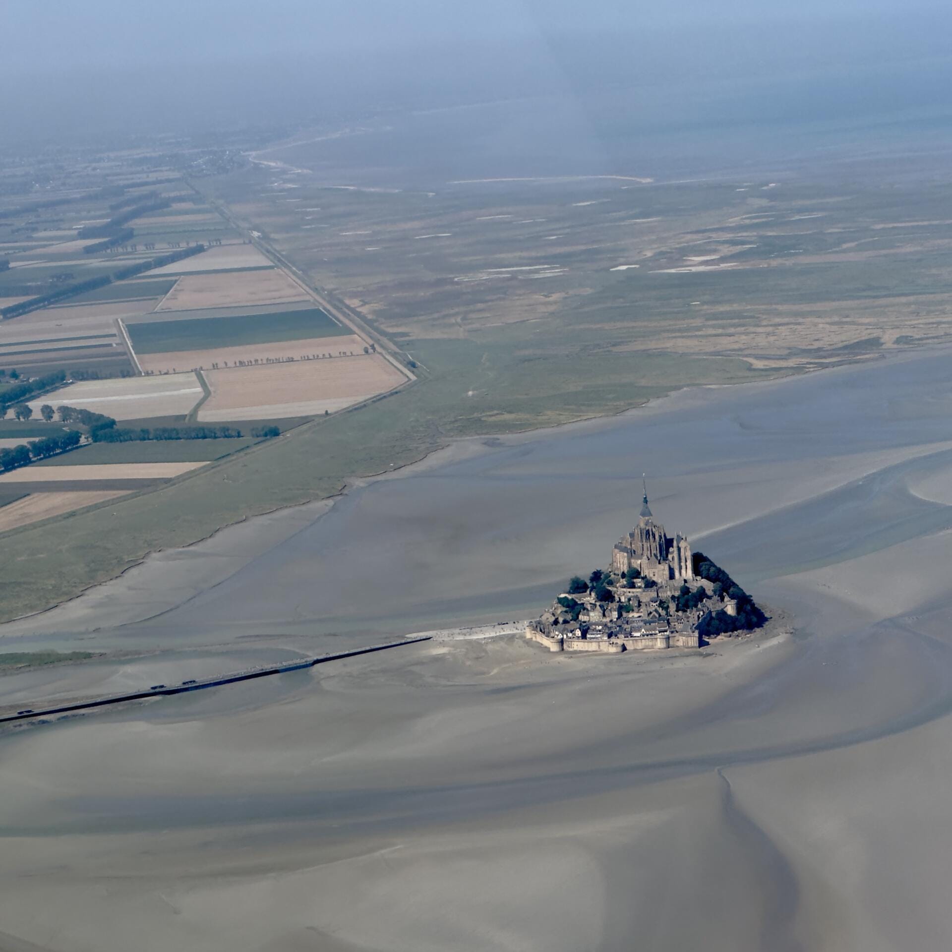 Survol du Mont Saint Michel