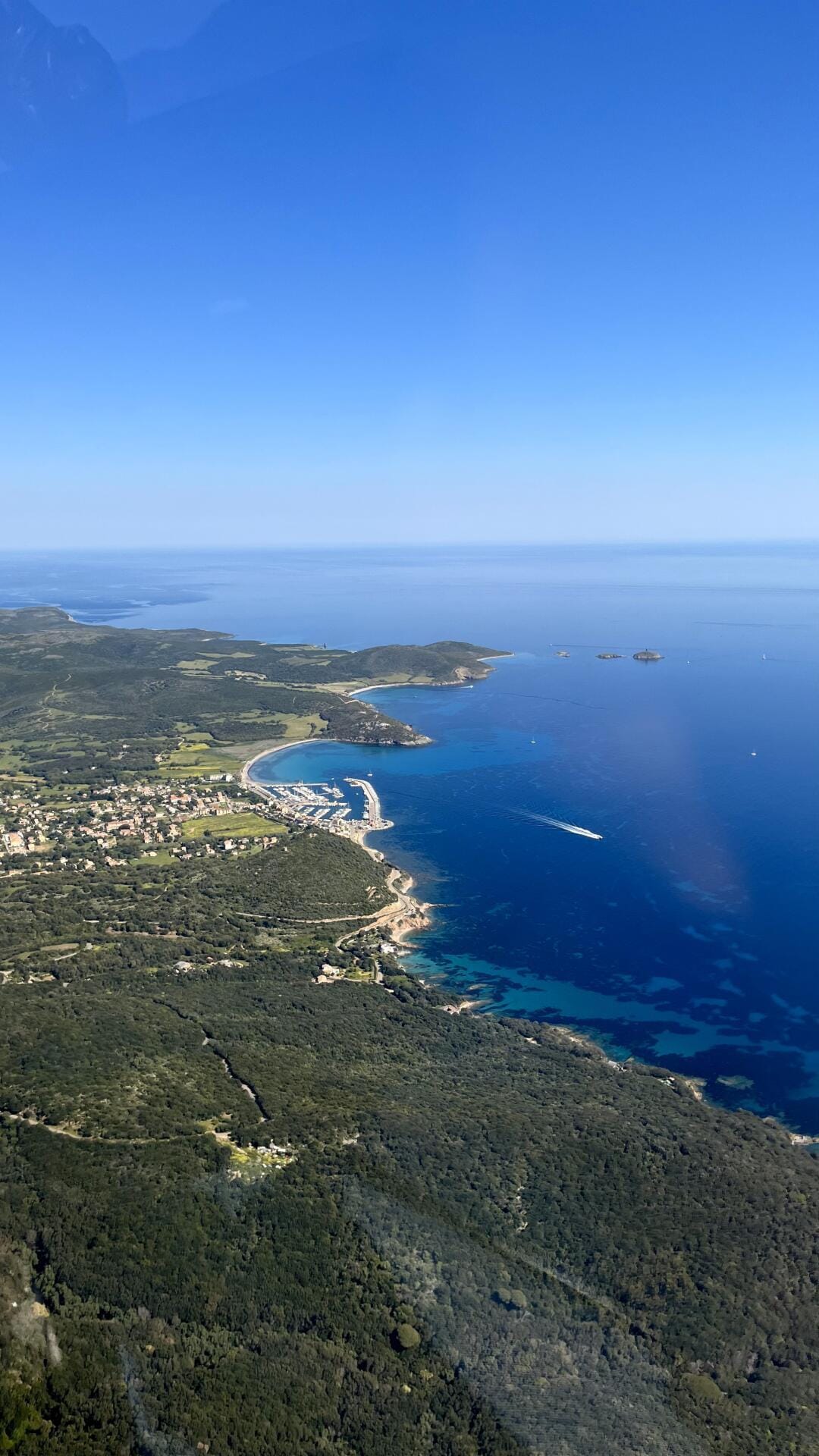 Balade aérienne à la découverte de la haute Corse