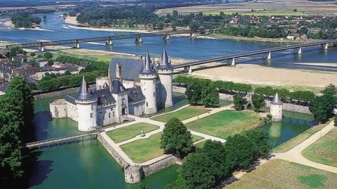 La Loire de Briare à Sully