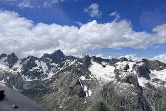 Die Berggipfel auf dem Weg zum Gotthardpass