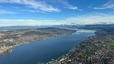 Kurzer Rundflug über die Stadt Zürich / Zürichsee