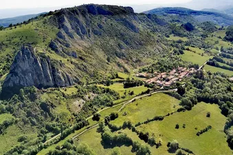 Mas d'Azil, châteaux de Foix, Montségur...🛫