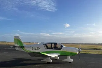 DR400 Rotax, flambant neuf !