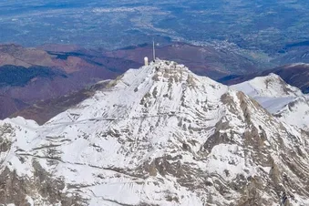 Vue aérienne du Pic du Midi de Bigorre