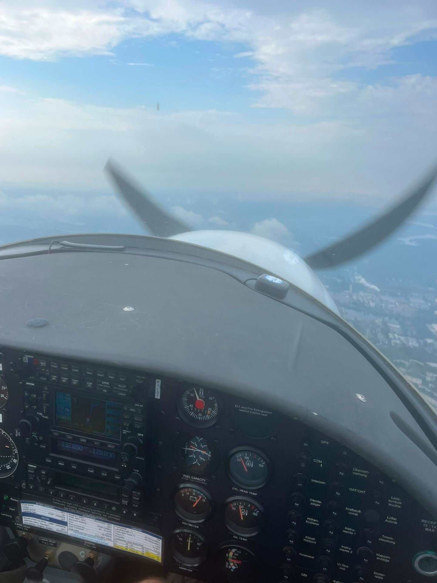 Aquila A210 (AT01)